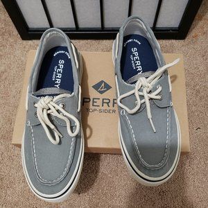 7.5 Grey Sperry's w/ memory faom